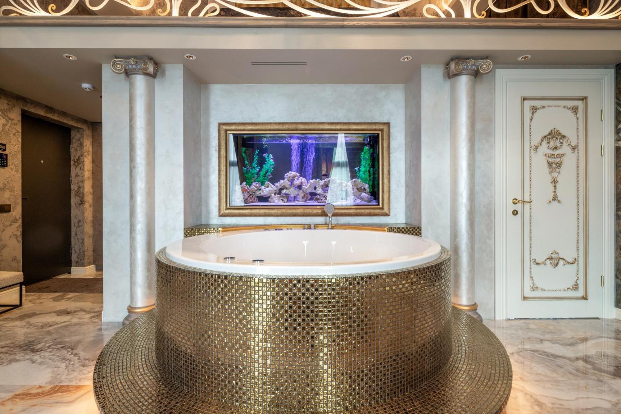 Jacuzzi Exotica Apartment 克莱佩达 外观 照片